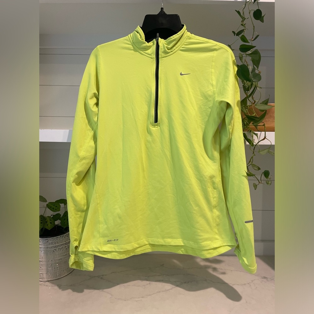Nike dri fit long sleeve top